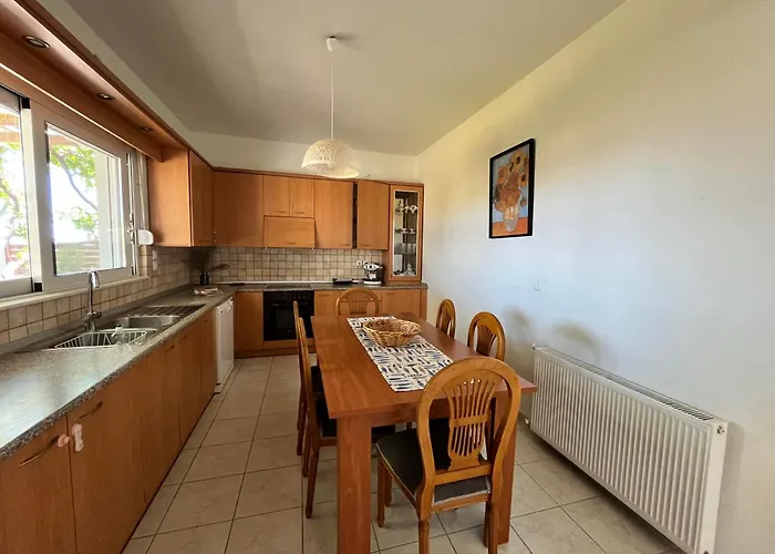 度假居 Garden House With Sea View 法里拉基