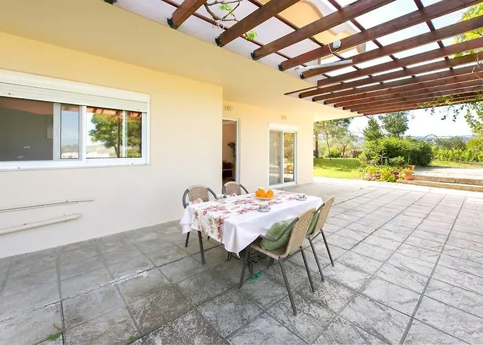 Garden House With Sea View