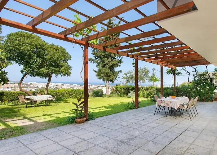 Garden House With Sea View