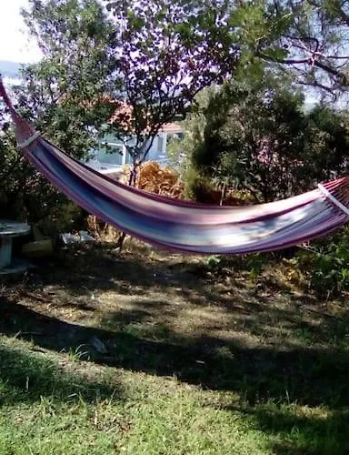 Nyaraló Garden House With Sea View *